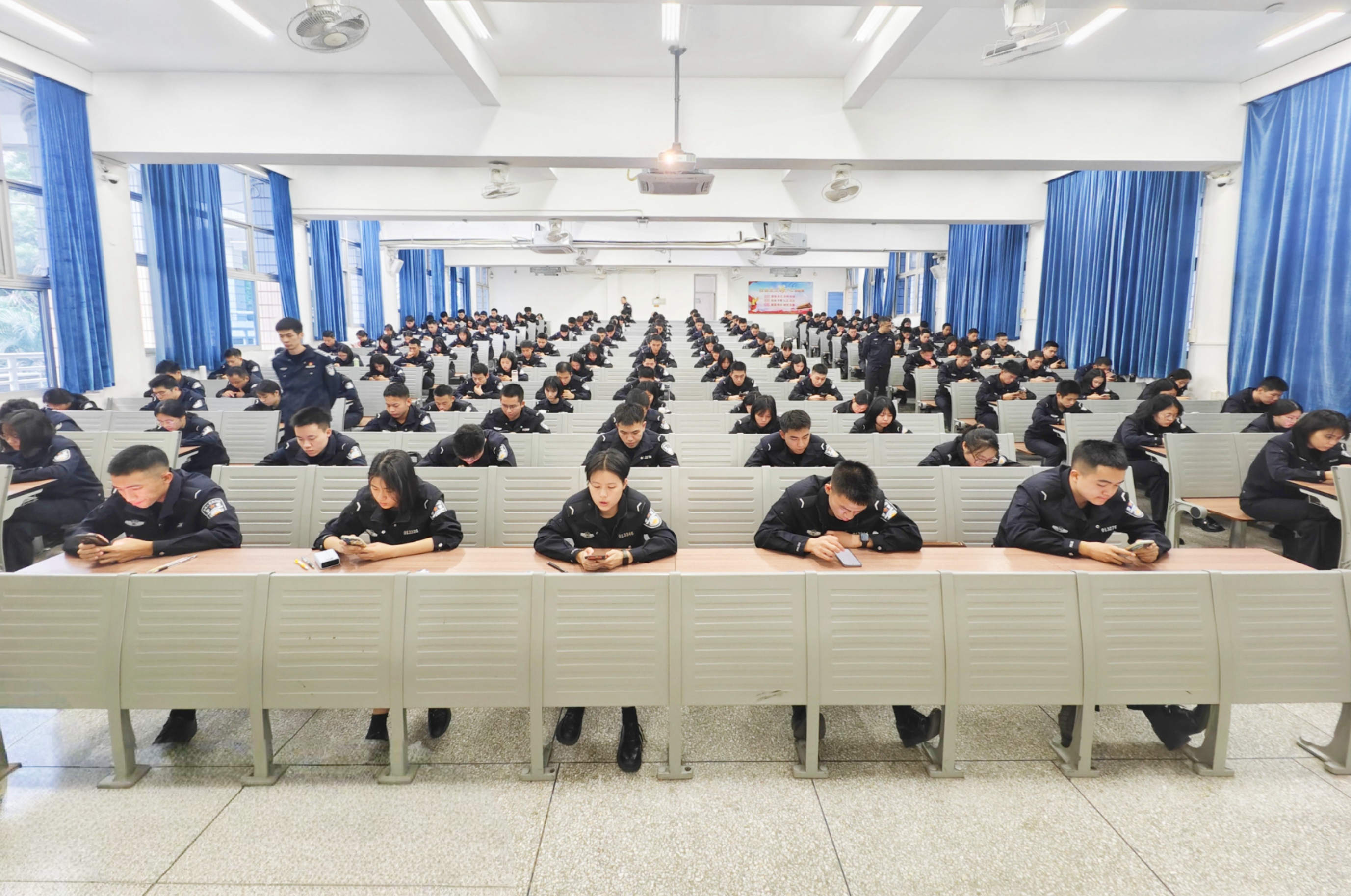 1763684828245453.jpg 8.jpg