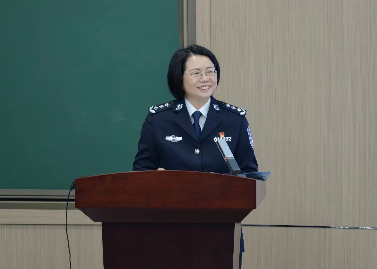 1765789567100109.jpg 02.jpg