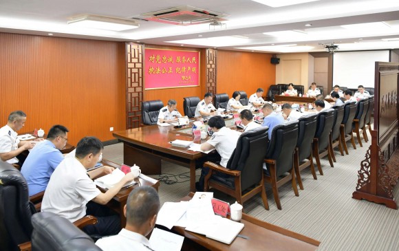 学院党委理论学习中心组召开2025年第八次学习（扩大）会议